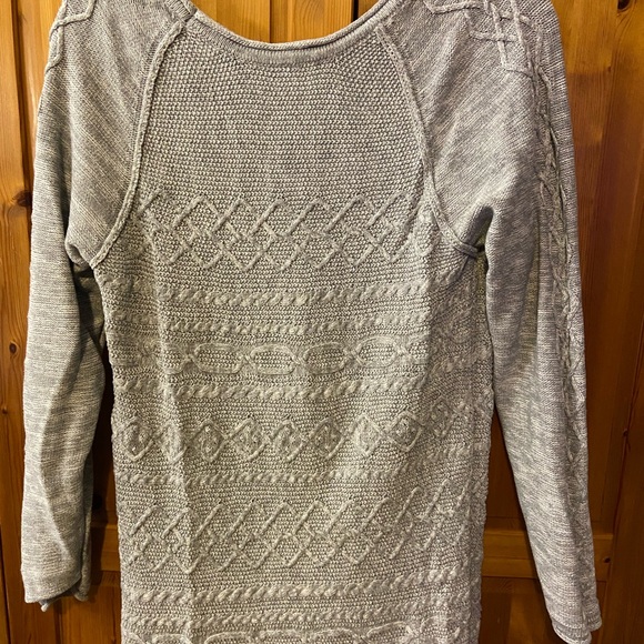 Women's Gray Textured Sweater - Picture 3 of 3